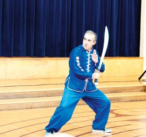 Fethi Yildiz performing 8 Directions Saber weapon form.