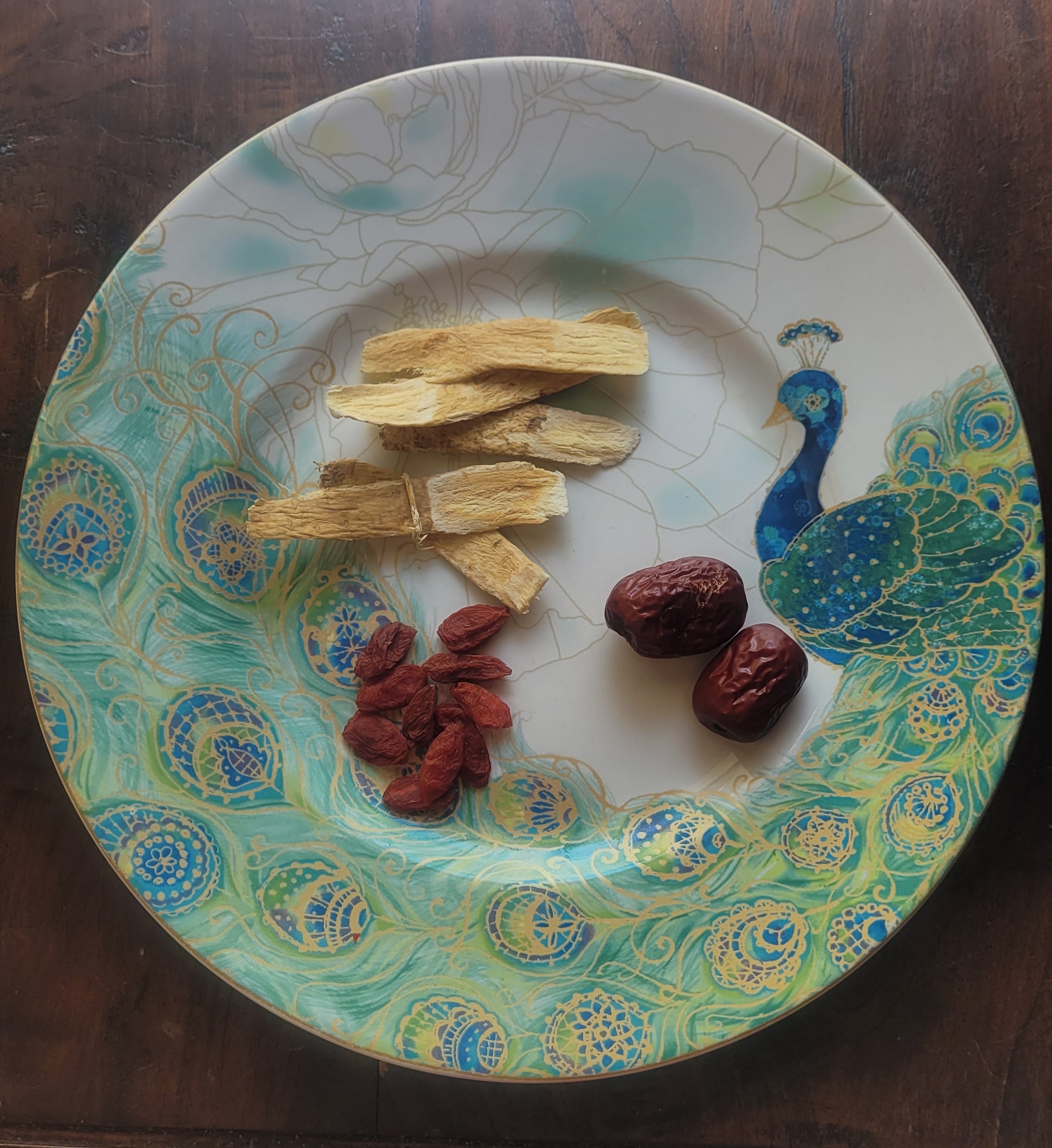 Astragalus, Goji & Jujube Tea for Vitality: Benefits, Uses, and When to Avoid It